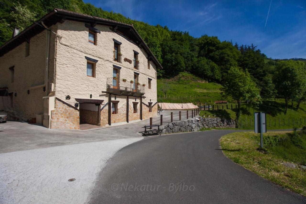 Arkaitza Hostal Berrobi Exterior foto